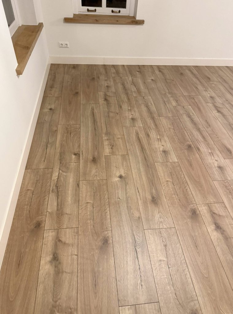 593875711_1593066728840284_5206249783988627319_n